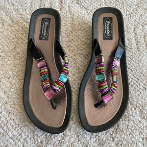 Grandco Women’s Sandals, sz 9
